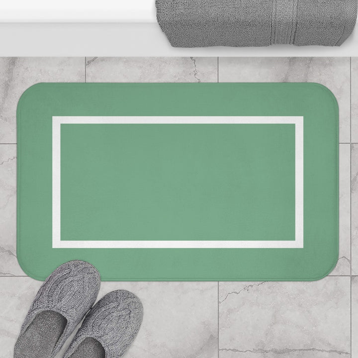 GREEN-AND-WHITE-BATH-MAT