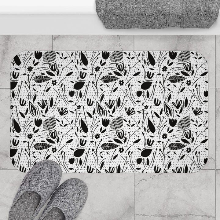 Natural Black and White Floral Bath mat 34" × 21" 30035550867468638095